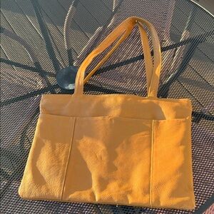 Barganza 100% Leather Tote